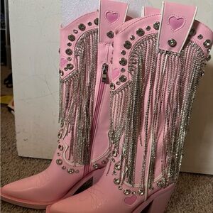PINK WESTERN COWBOY BOOTS WITH SILVER FRINGE BRAND NEW SIZE 5 DOLLS KILL